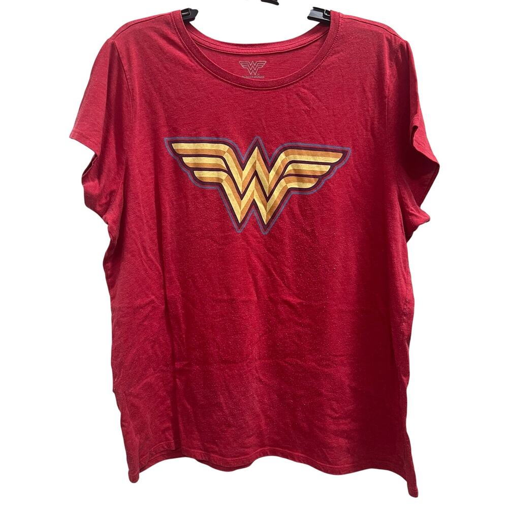 DC Comics Wonder Woman graphic t-shirt red plus size XXL 2X